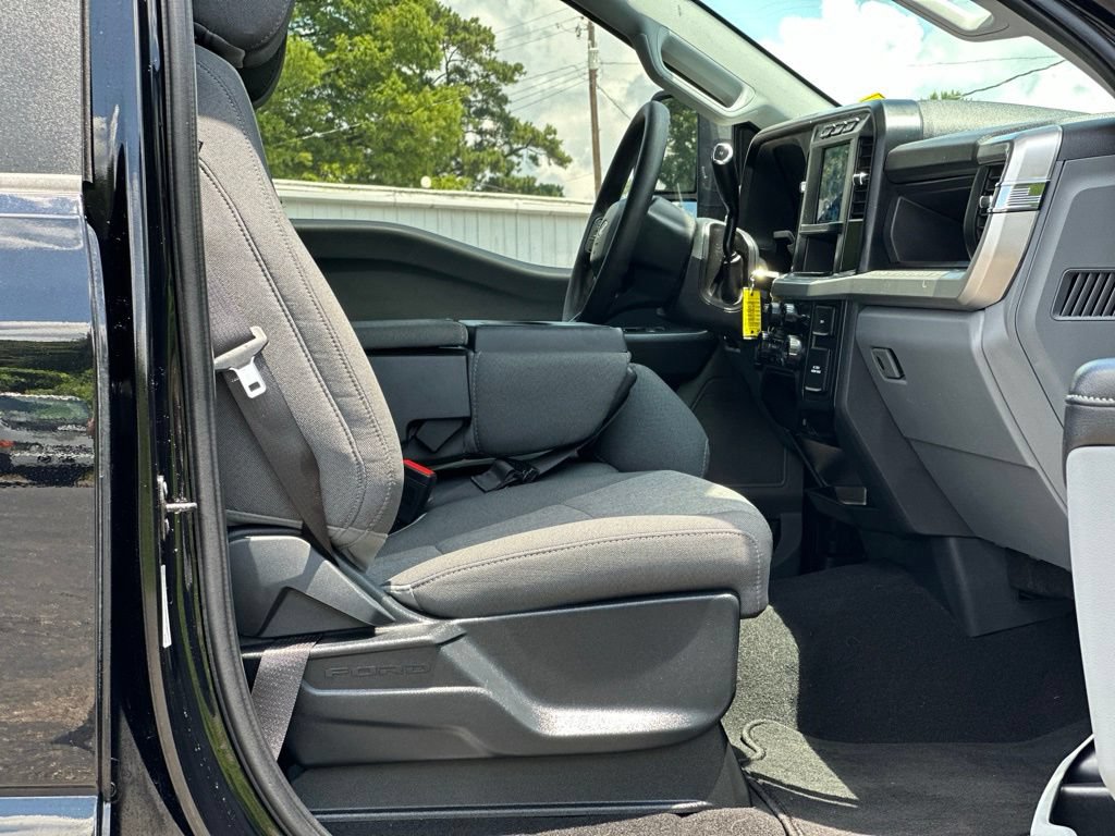 Certified 2024 Ford F250 XL w/ STX Appearance Package AWD/4WD image 25
