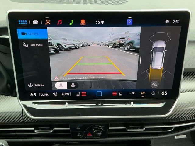 Certified 2025 Volkswagen Golf R Black Edition image 25