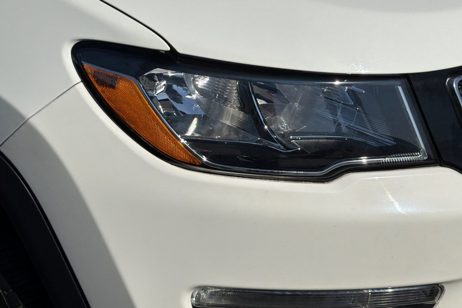 Used 2020 Jeep Compass Latitude image 10