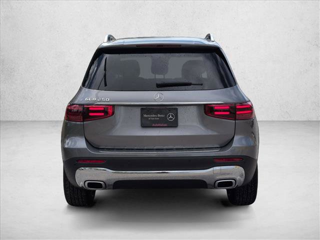 New 2025 Mercedes-Benz GLB 250 image 8