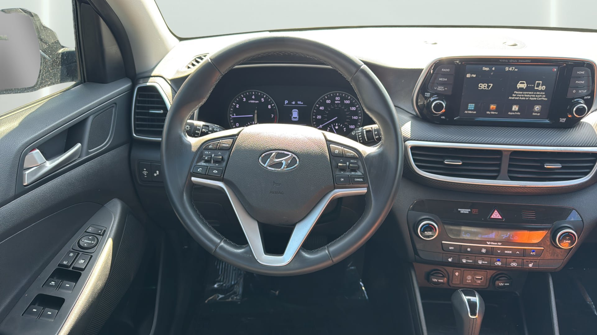 Used 2020 Hyundai Tucson Sport FWD image 16