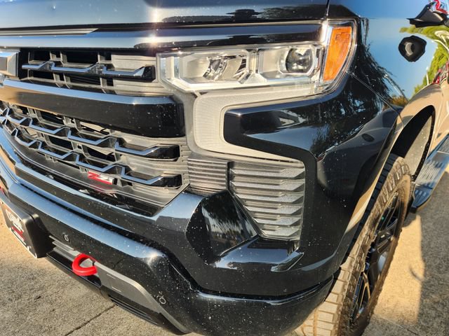 Used 2025 Chevrolet Silverado 1500 LT Trail Boss w/ LT Trail Boss Premium Package AWD/4WD image 7