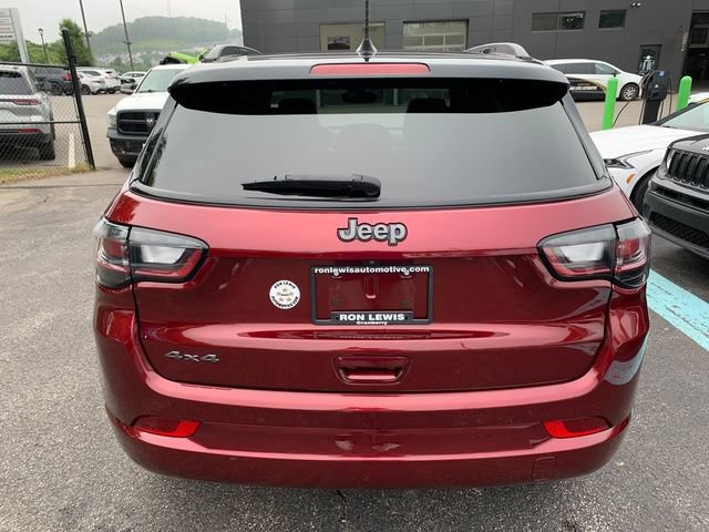 Used 2022 Jeep Compass High Altitude AWD/4WD image 4