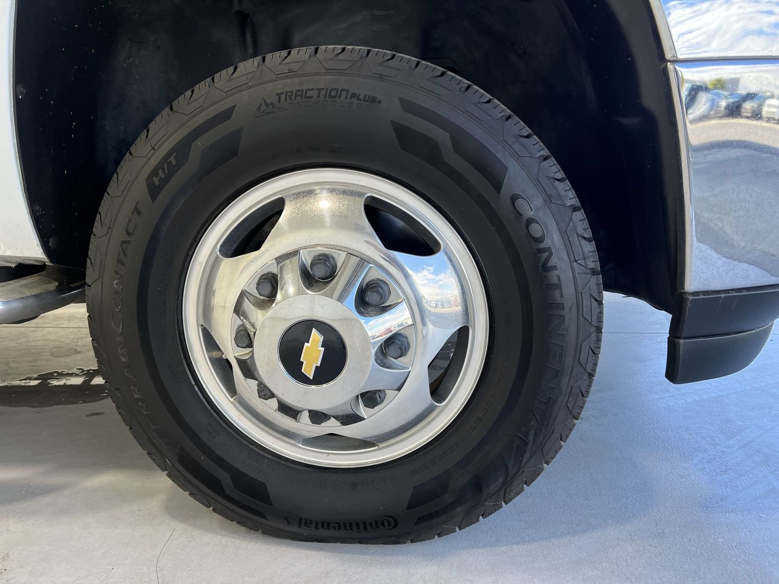 Used 2011 Chevrolet Silverado 3500 LTZ w/ LTZ Plus Package AWD/4WD image 10