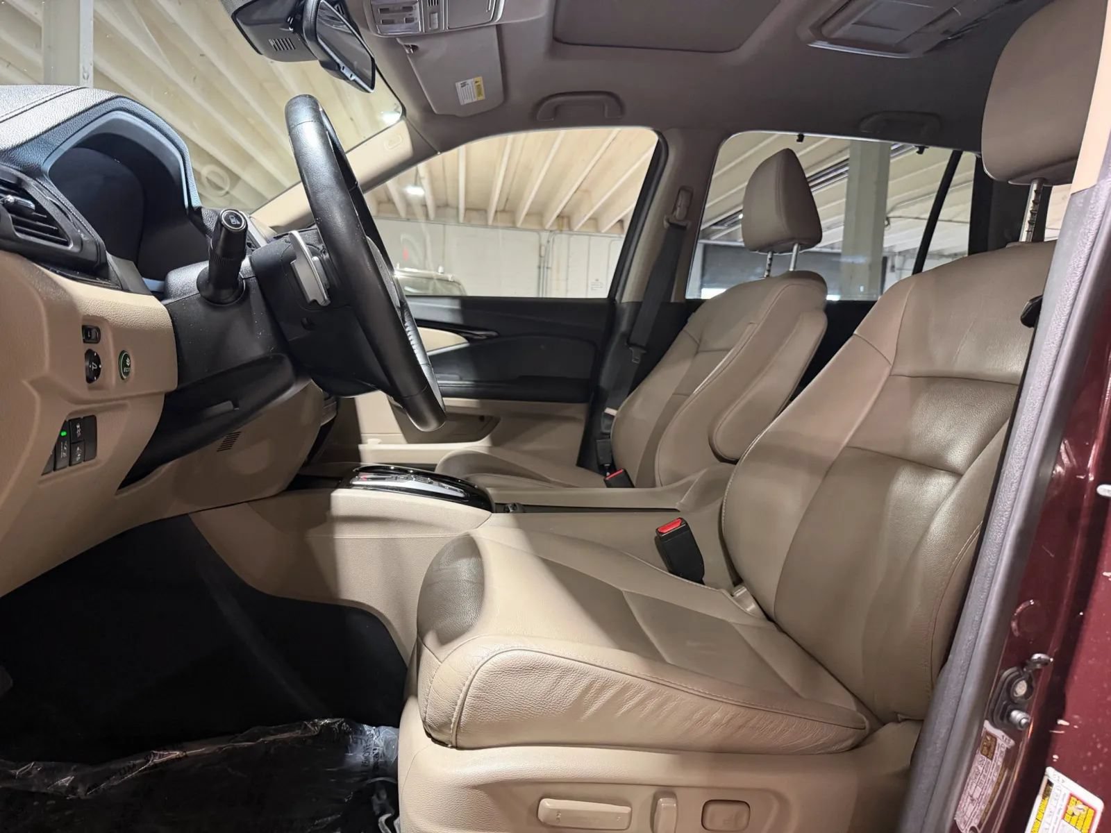Used 2017 Honda Pilot Touring image 10