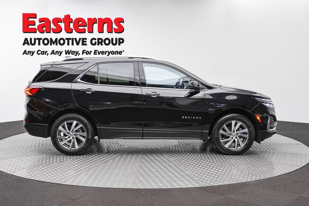 Used 2023 Chevrolet Equinox Premier AWD/4WD image 4