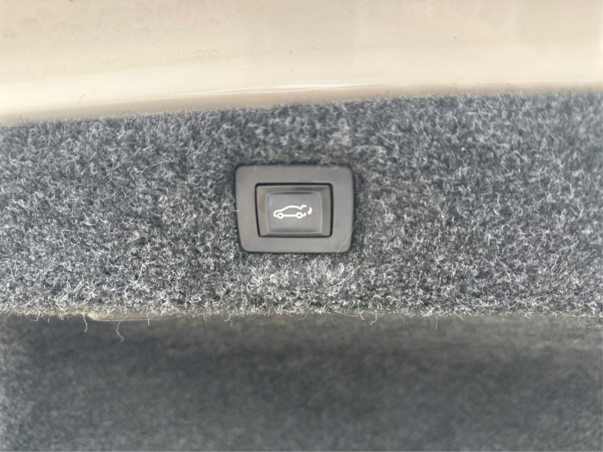 Used 2018 Cadillac CT6 Luxury AWD/4WD image 18