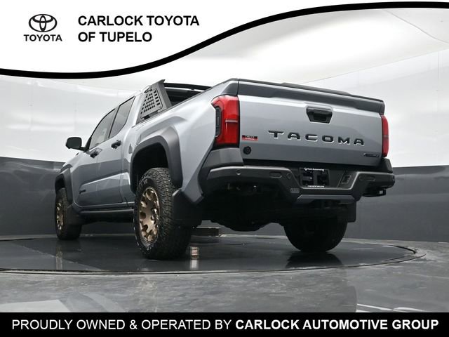 Used 2025 Toyota Tacoma Trailhunter image 55