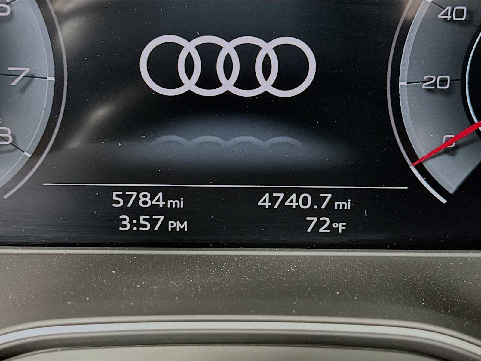 Certified 2025 Audi Q5 2.0T Premium Plus w/ Premium Plus Package image 12