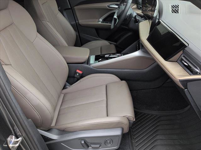 Used 2025 Audi Q5 Prestige AWD/4WD image 29