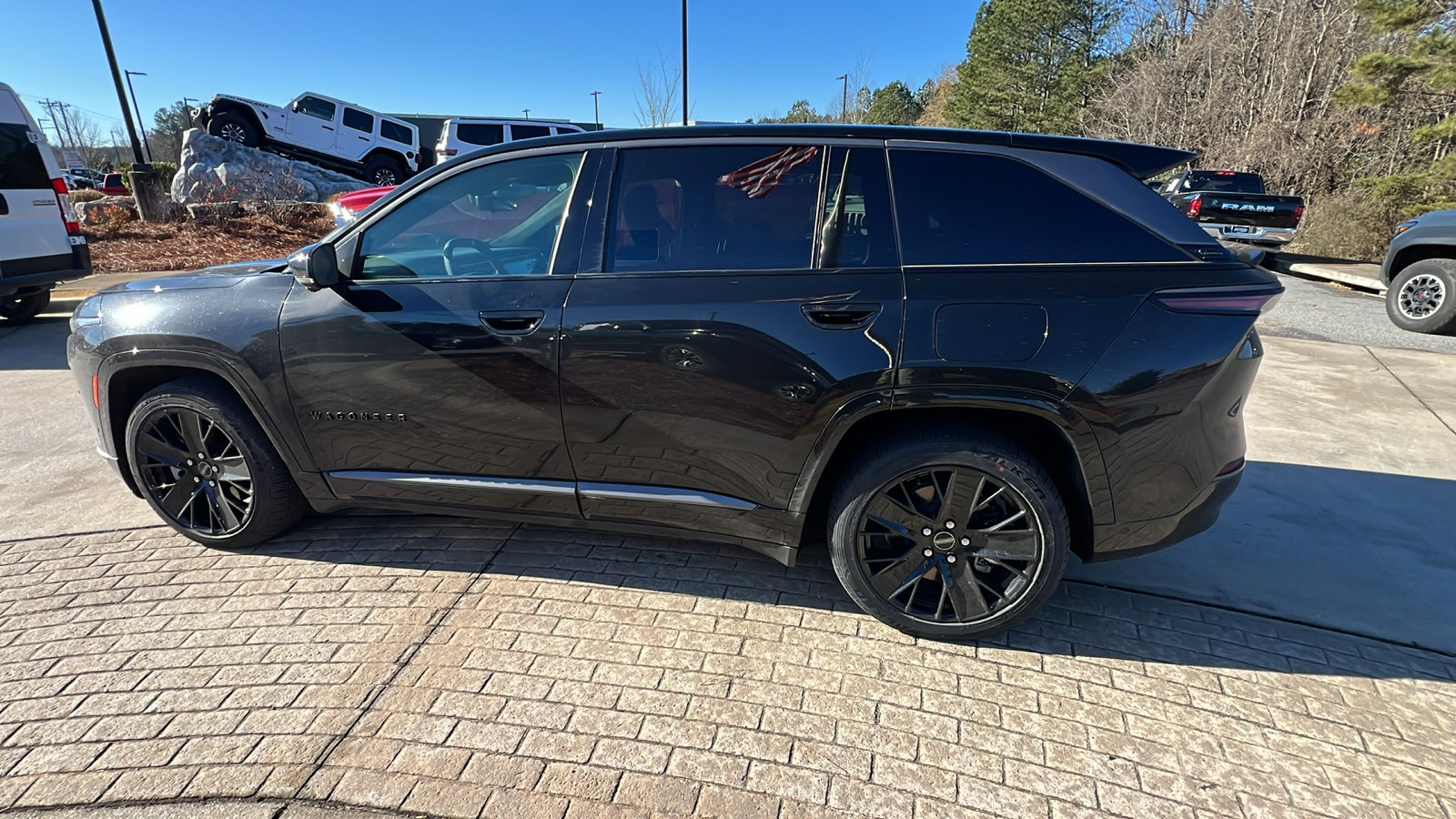Used 2024 Jeep Wagoneer Launch Edition image 11