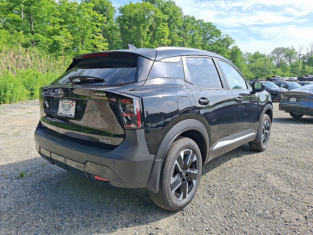 New 2026 Nissan Kicks SV w/ SV Premium Package AWD/4WD image 4