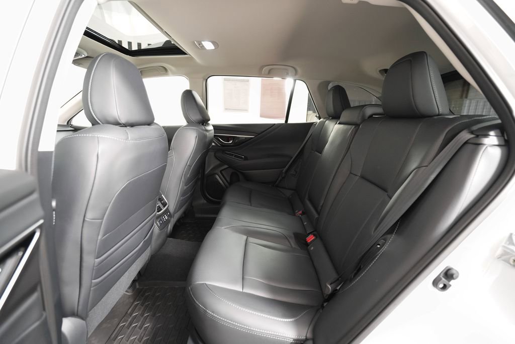 Used 2025 Subaru Outback Touring XT w/ Popular Package #2 image 13