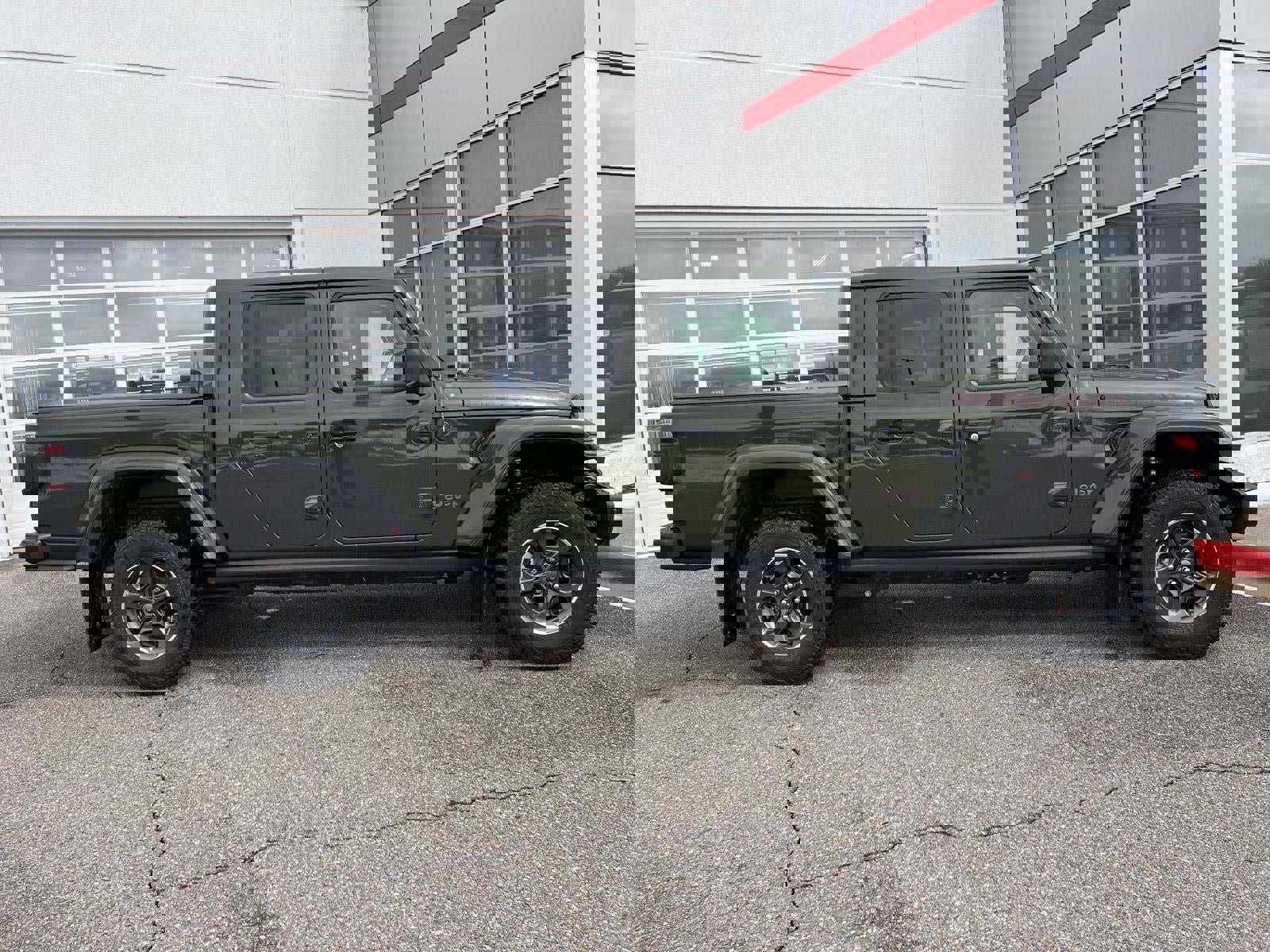 Used 2022 Jeep Gladiator Rubicon w/ LED Lighting Group image 17