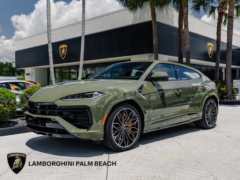Used 2025 Lamborghini Urus SE AWD/4WD image 1