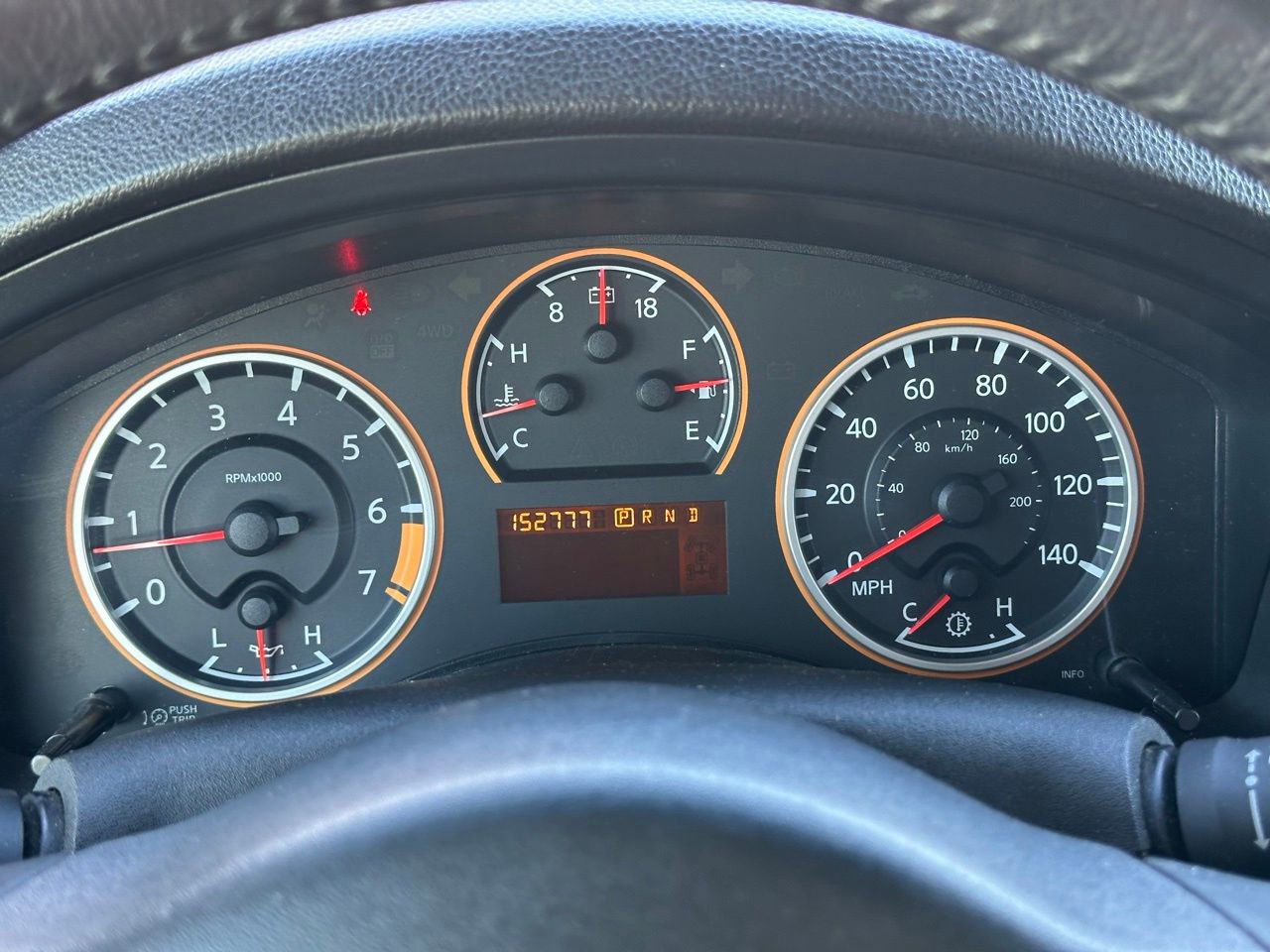 Used 2011 Nissan Armada SV image 27