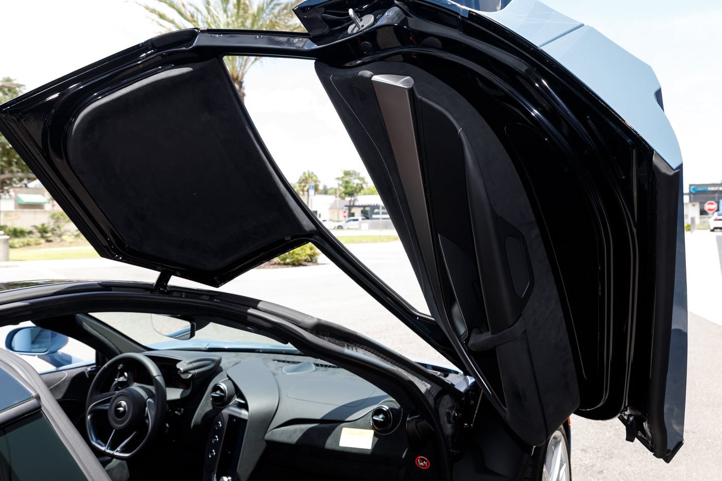 New 2027 McLaren 750S RWD image 57