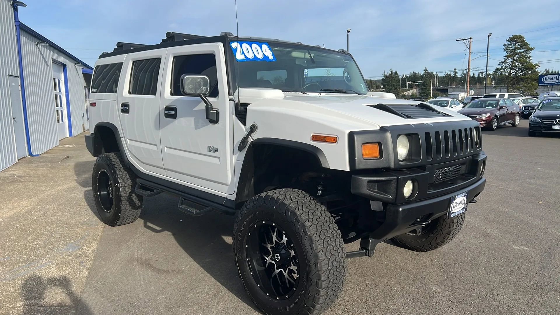Used 2004 HUMMER H2 w/ Preferred Equipment Group image 3