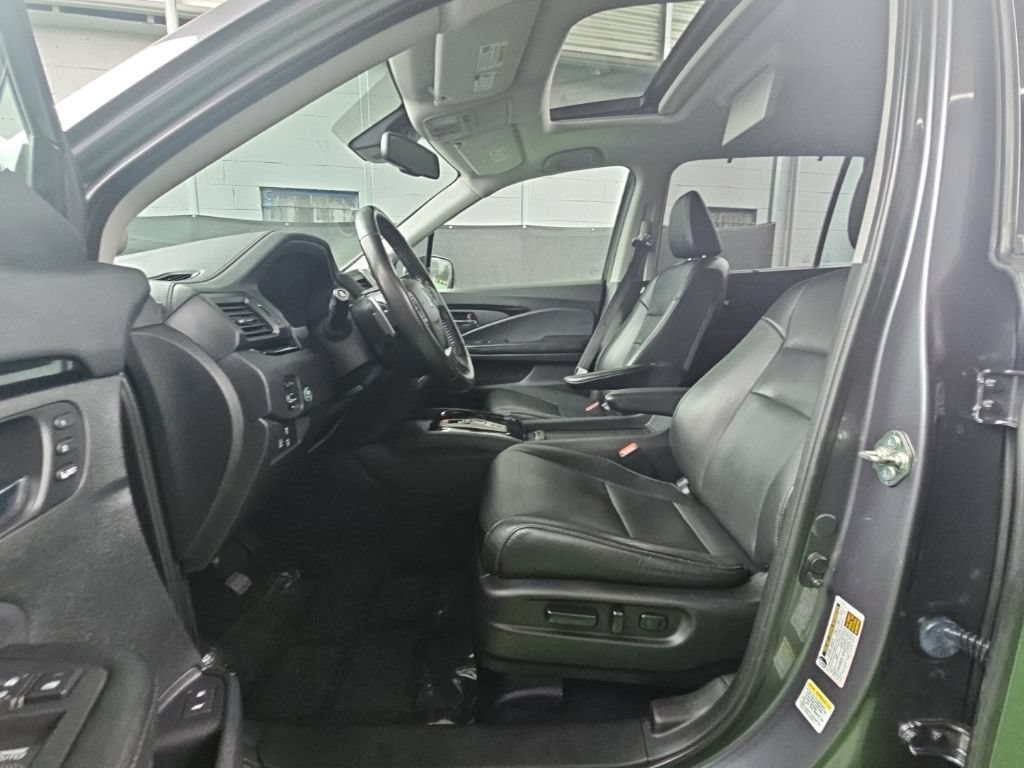 Used 2016 Honda Pilot Touring image 15