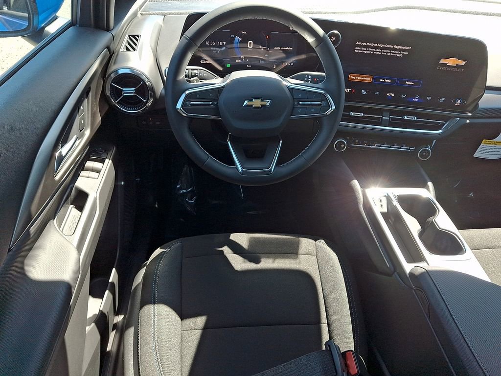 New 2026 Chevrolet Equinox EV LT w/ Comfort Package FWD image 7