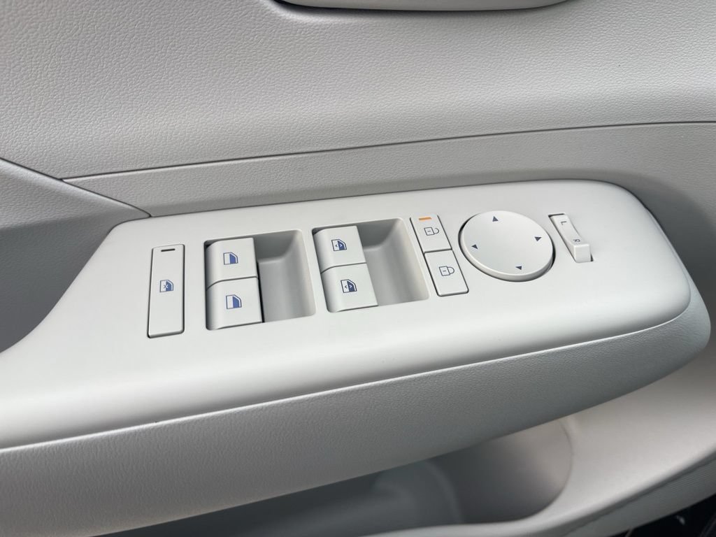 New 2026 Hyundai Kona SEL Sport FWD image 29