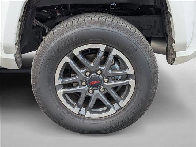 Used 2024 Toyota Tacoma TRD Sport AWD/4WD video 3