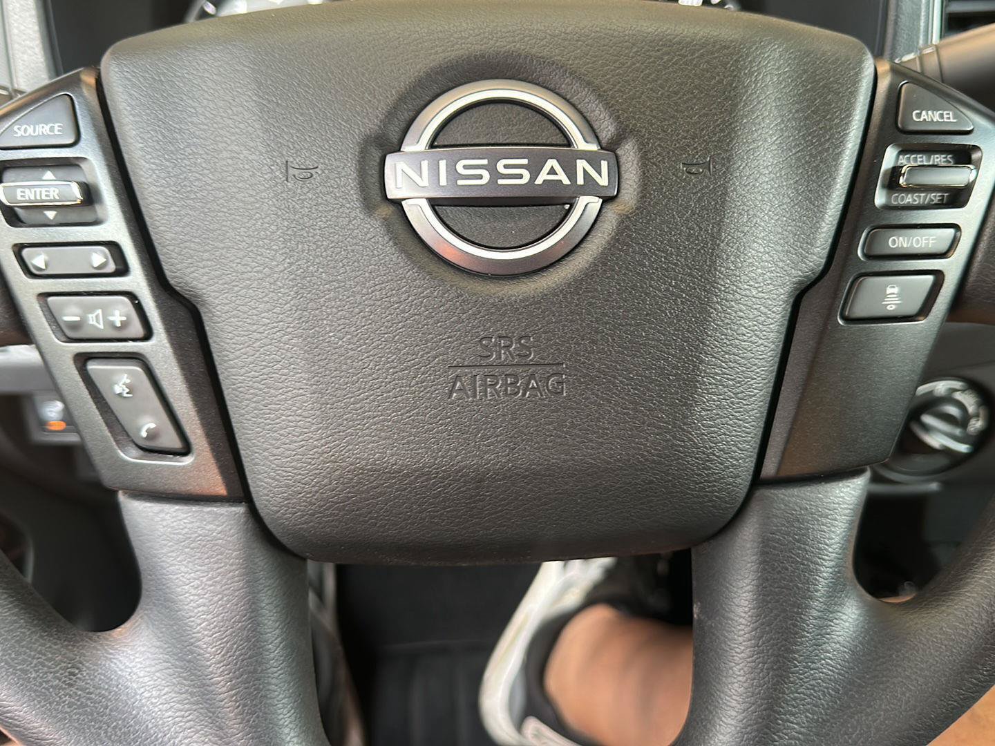 Used 2023 Nissan Frontier SV w/ Midnight Edition Package AWD/4WD image 22