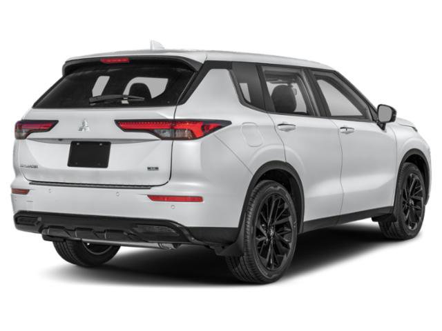 Used 2024 Mitsubishi Outlander FWD image 17