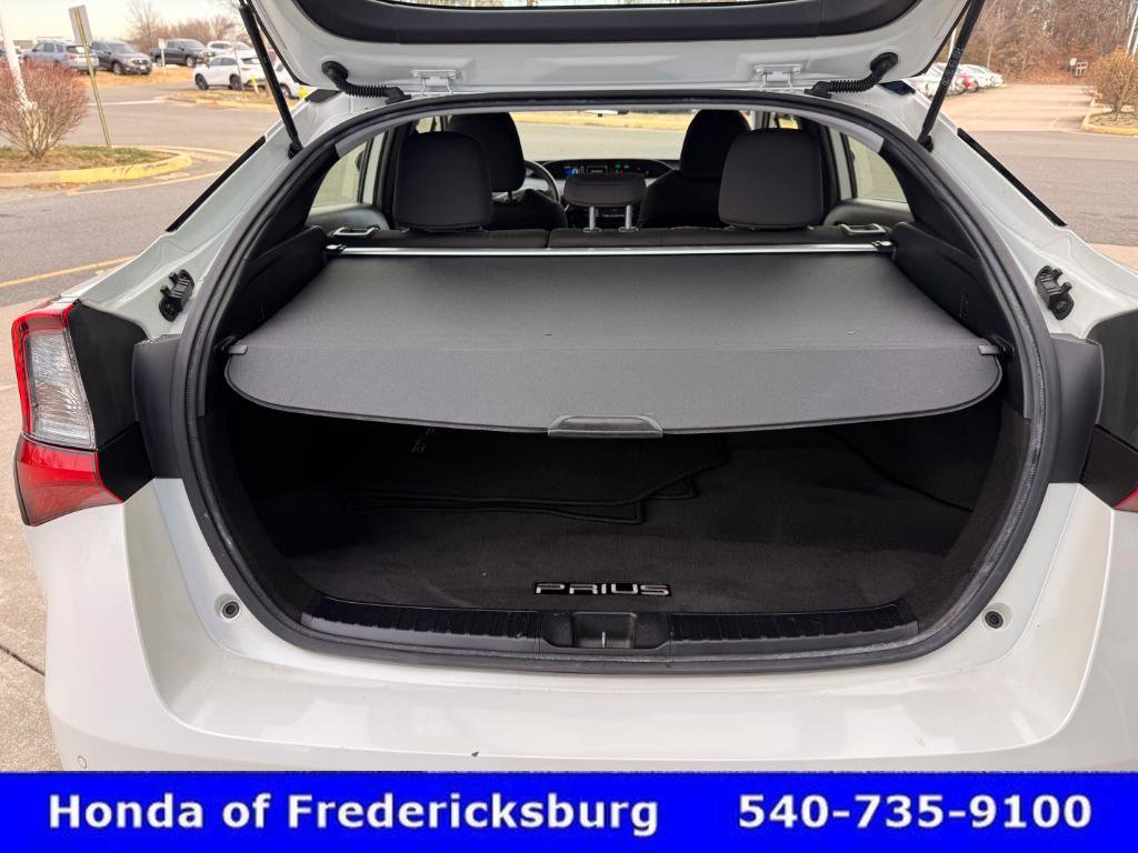 Used 2019 Toyota Prius LE w/ Carpet Mat Package image 21