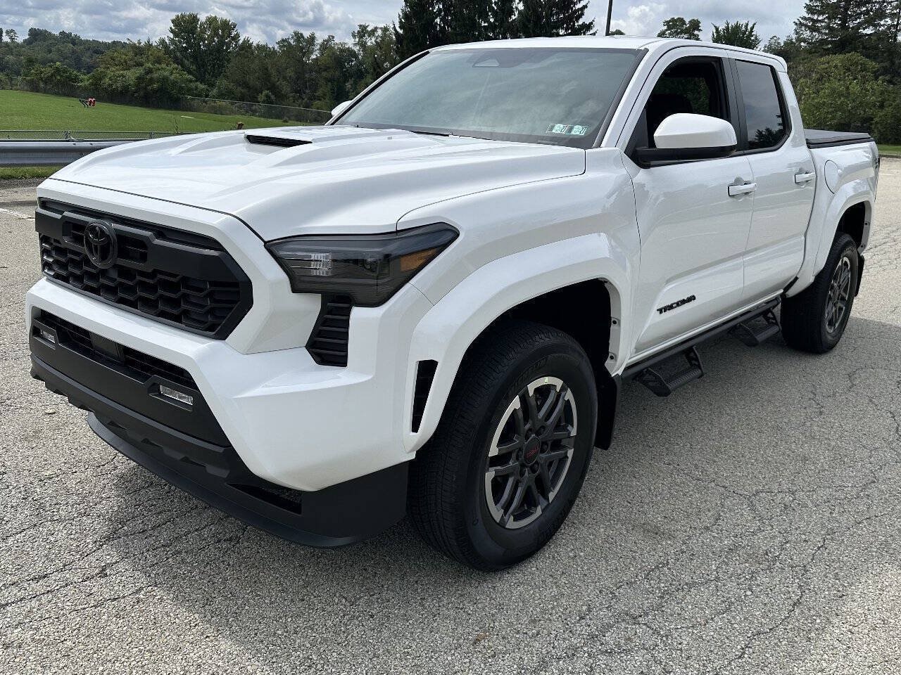 Used 2026 Toyota Tacoma TRD Sport AWD/4WD image 30