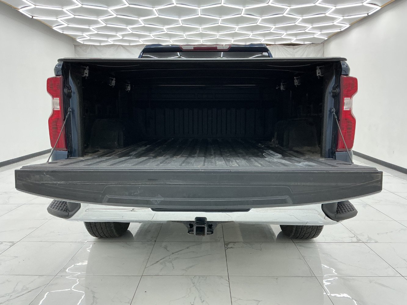 Used 2022 Chevrolet Silverado 1500 LT AWD/4WD image 42