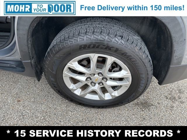 Used 2020 Chevrolet Traverse LT image 36