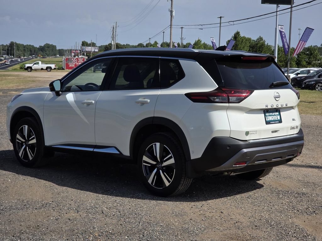 Used 2023 Nissan Rogue SL w/ SL Premium Package FWD image 4