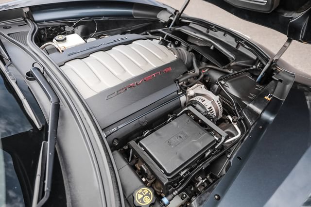 Used 2019 Chevrolet Corvette Stingray Coupe w/ 1LT RWD image 76