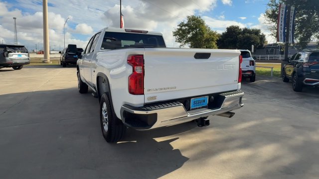 Used 2024 Chevrolet Silverado 2500 LT w/ Z71 Off-Road Package AWD/4WD image 7