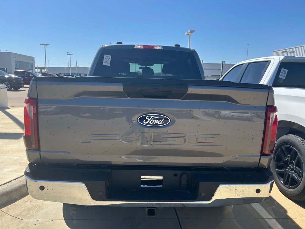 Used 2025 Ford F150 XLT w/ Equipment Group 301A Standard image 9