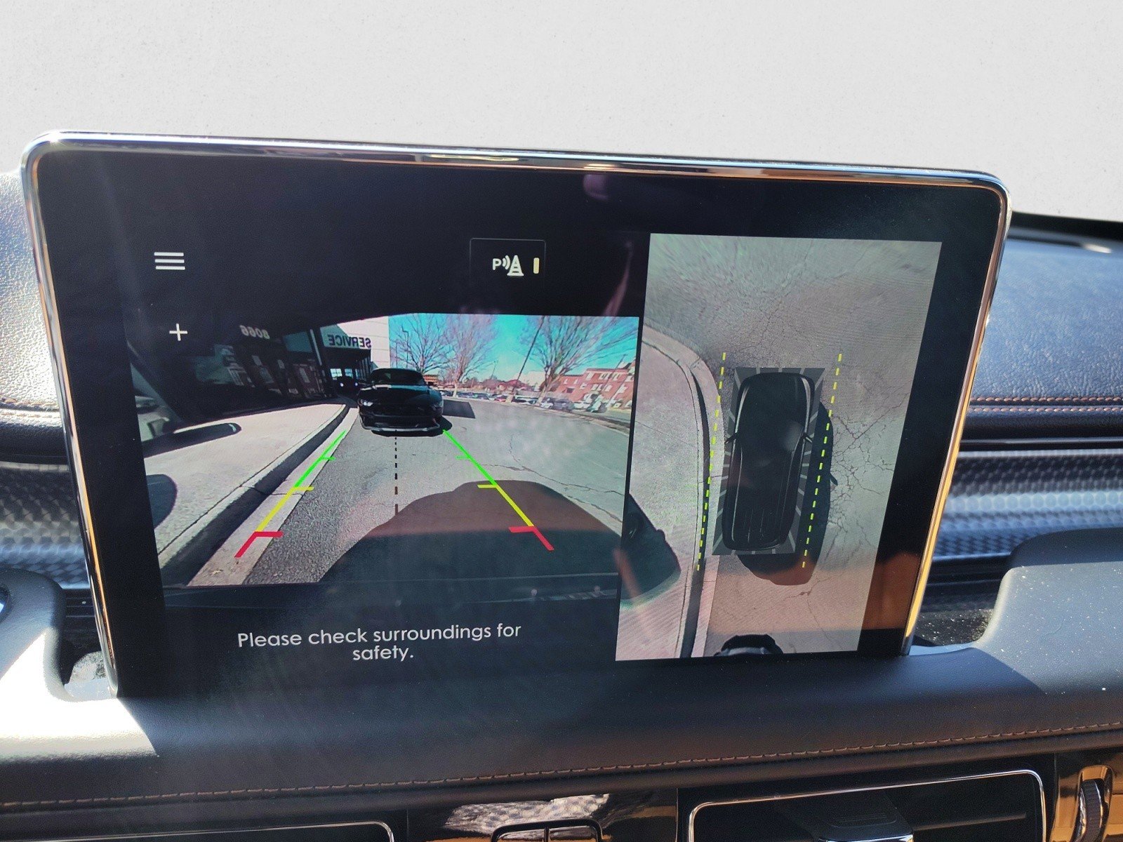 Used 2023 Lincoln Aviator Black Label w/ Class IV Trailer Tow Package image 18