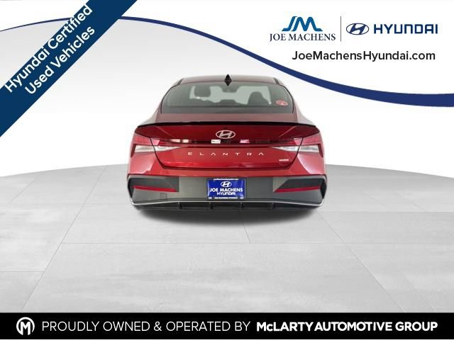 Used 2025 Hyundai Elantra SEL FWD image 10