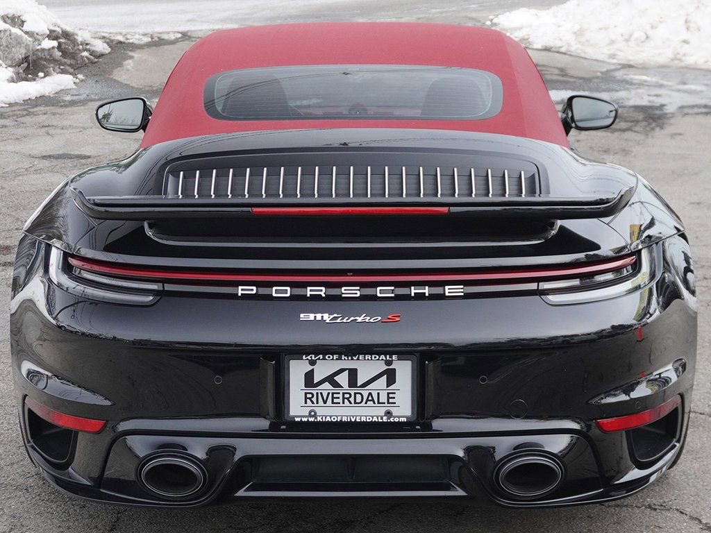 Used 2022 Porsche 911 Turbo S w/ 911 Turbo Sportdesign Package image 15