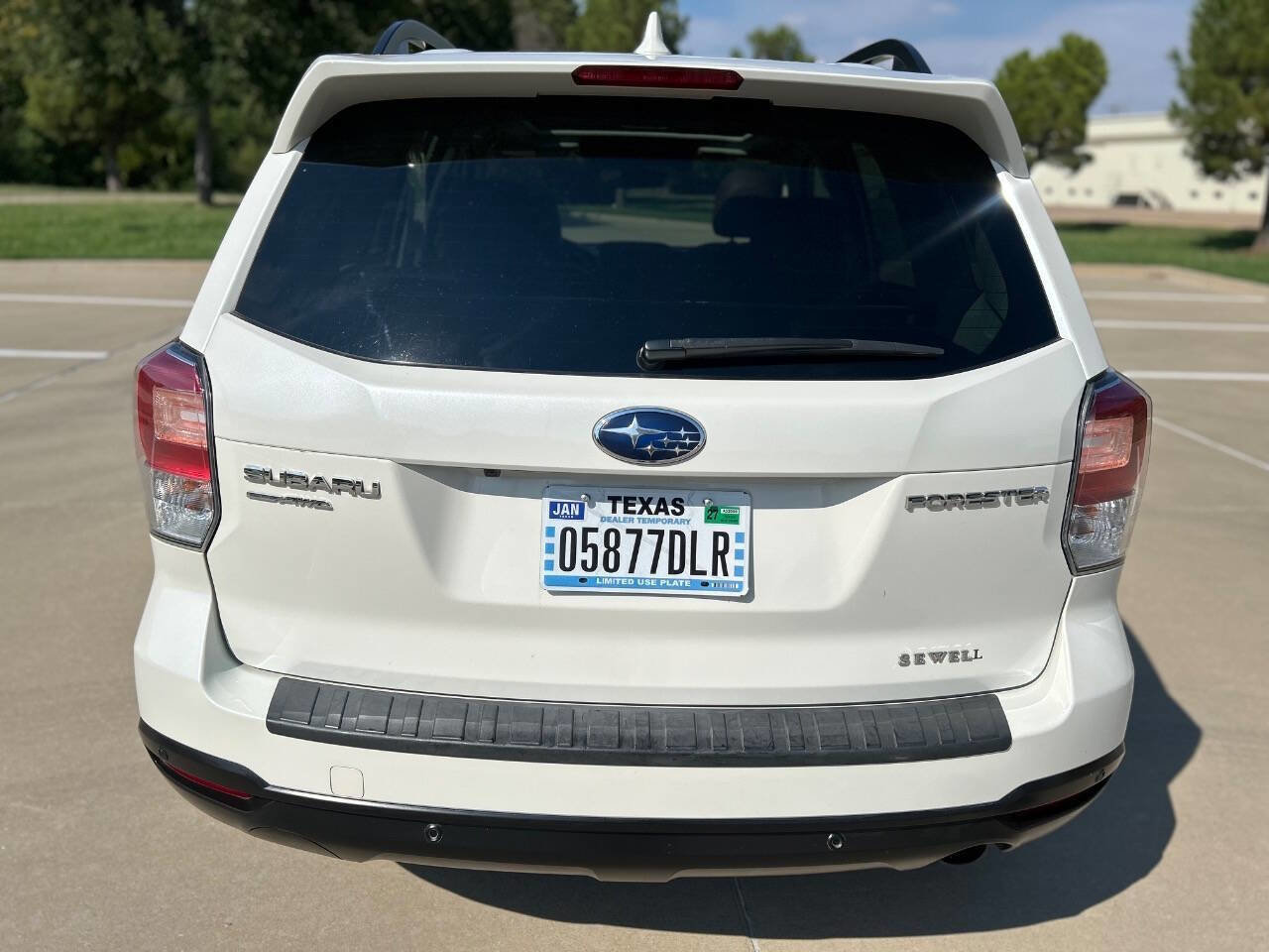 Used 2018 Subaru Forester 2.5i Touring w/ Popular Package #2 AWD/4WD image 7