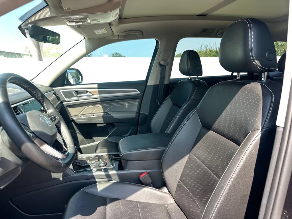 Used 2023 Volkswagen Atlas SEL AWD/4WD image 41