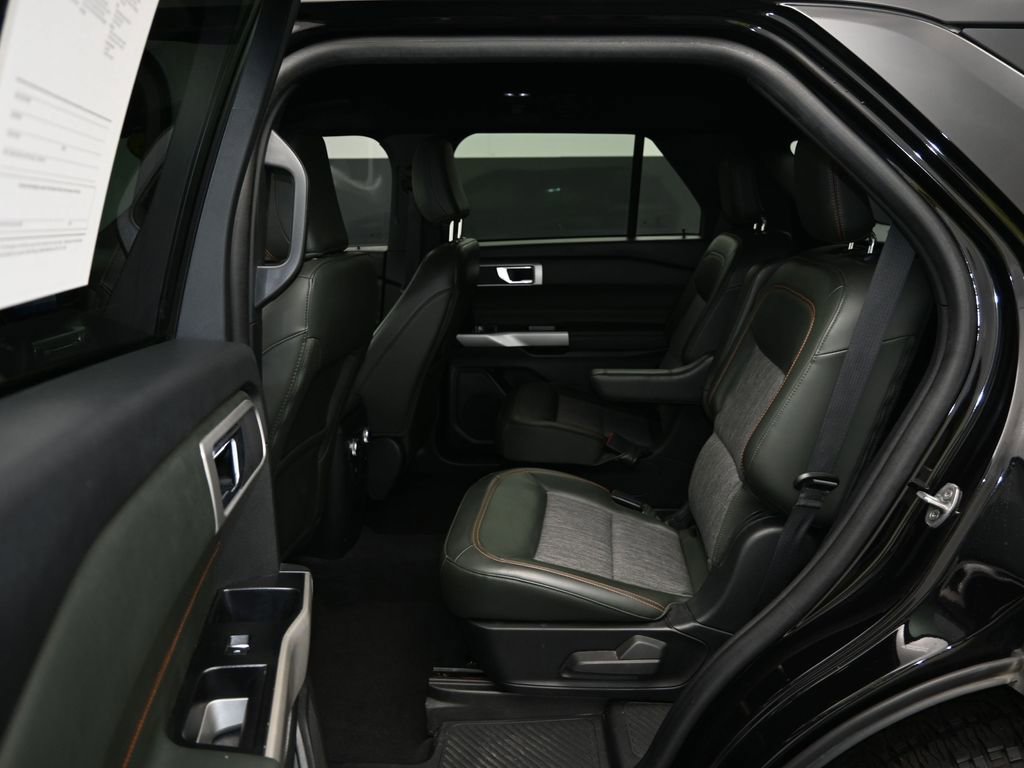 Used 2022 Ford Explorer Timberline image 16
