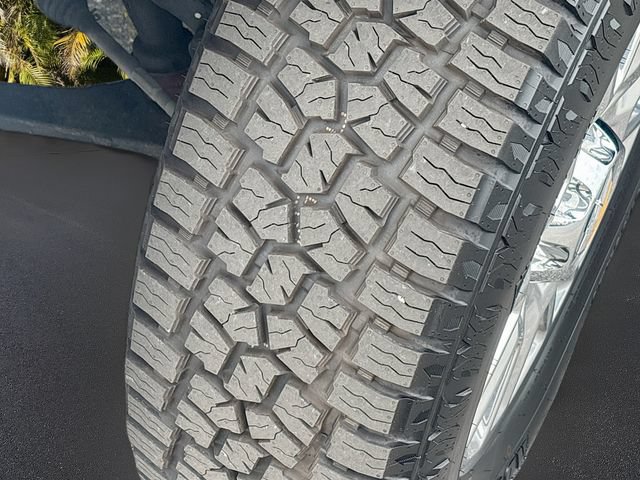 Used 2024 Chevrolet Silverado 2500 High Country AWD/4WD image 34