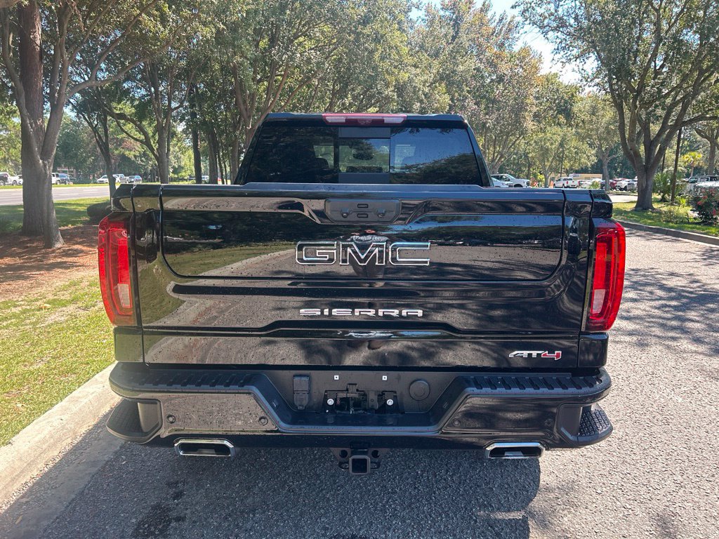 Used 2024 GMC Sierra 1500 AT4 w/ Technology Package AWD/4WD image 7