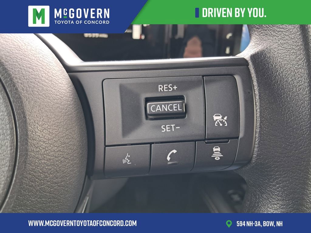 Used 2025 Nissan Kicks SV image 24