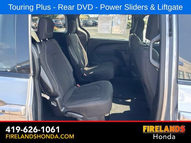 Used 2019 Chrysler Pacifica Touring Plus w/ S Appearance Package FWD image 37