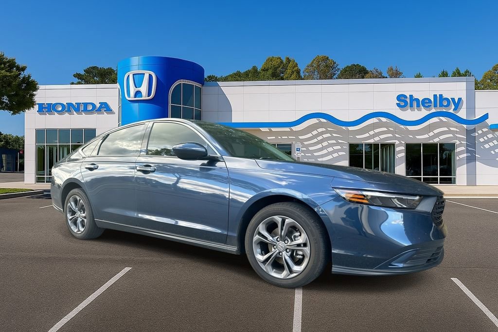 Used 2023 Honda Accord EX image 2