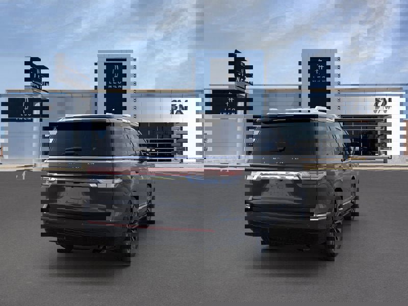 New 2022 Lincoln Navigator Reserve image 8