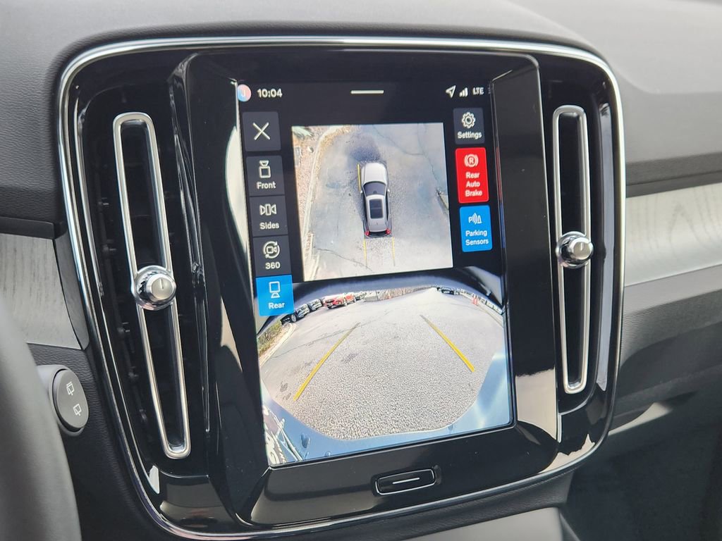 Used 2026 Volvo XC40 B5 Ultra w/ Protection Package Premier image 14