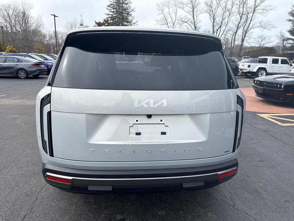 New 2027 Kia Telluride S image 3